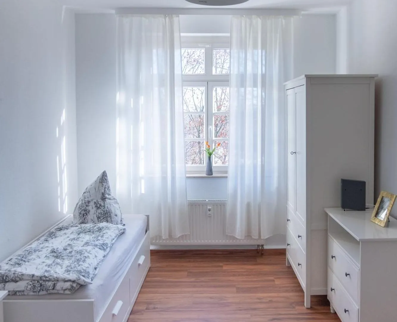 Apartment Grosse Zwei Zimmer Wohnung Mit Balkon Leipzig